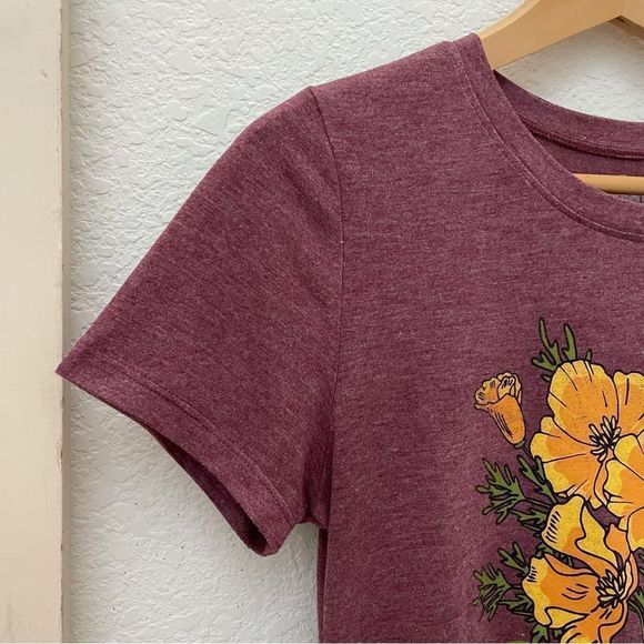 California Poppies Ladies Purple Tee, Classic Tee with Hi Lo Hemline, Sm… - Picture 5 of 7